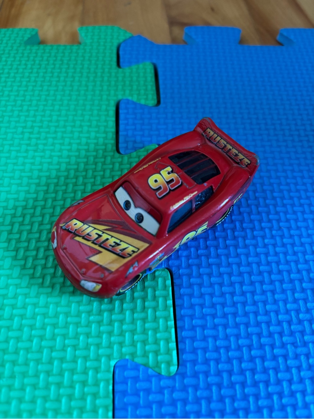 Disney Cars Lightning McQueen